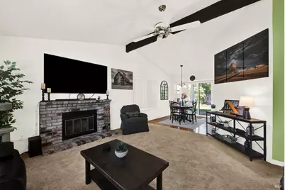 279 Park Lane, Vacaville, CA 95687 - Photo 10