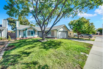 279 Park Lane, Vacaville, CA 95687 - Photo 4