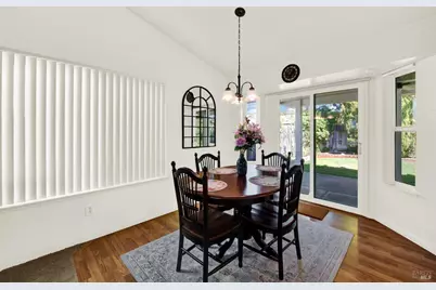 279 Park Lane, Vacaville, CA 95687 - Photo 14