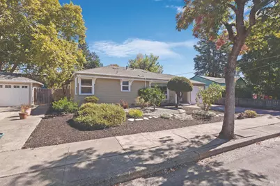 214 Gilbert Drive, Santa Rosa, CA 95405 - Photo 2