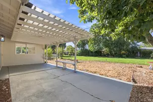120 Olympic Cir, Vacaville, CA 95687 - Photo 32