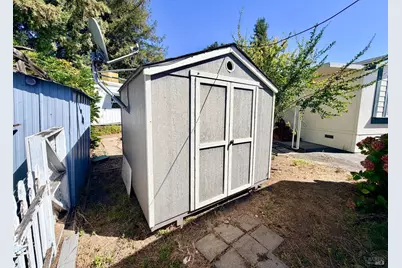 5756 Lois Avenue, Santa Rosa, CA 95403 - Photo 12
