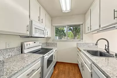 56 Belvedere Court, Napa, CA 94559 - Photo 10