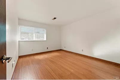 56 Belvedere Court, Napa, CA 94559 - Photo 20