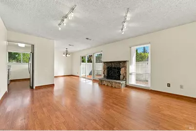 56 Belvedere Court, Napa, CA 94559 - Photo 6