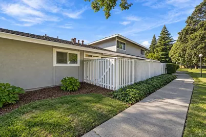 56 Belvedere Court, Napa, CA 94559 - Photo 24