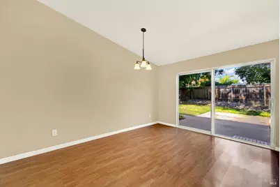 620 Carson Court, Vacaville, CA 95687 - Photo 14