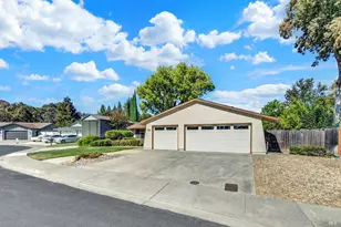 620 Carson Ct, Vacaville, CA 95687 - Photo 2