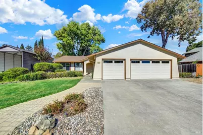 620 Carson Court, Vacaville, CA 95687 - Photo 1