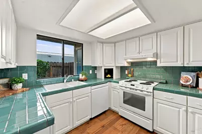 331 E T Street, Benicia, CA 94510 - Photo 16