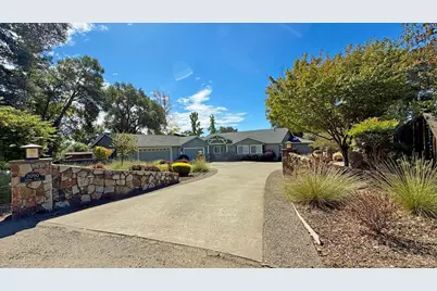 2090 Sierra Place, Ukiah, CA 95482 - Photo 2