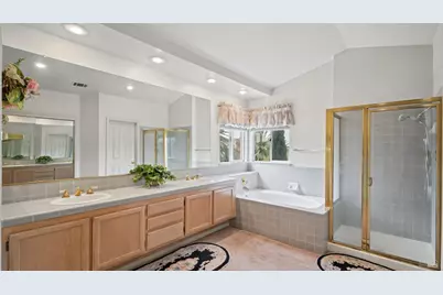 1039 Fennie Court, Suisun City, CA 94585 - Photo 34