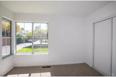 1621 Woodhue Avenue, Santa Rosa, CA 95403 - Photo 22