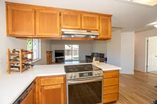 1621 Woodhue Ave, Santa Rosa, CA 95403 - Photo 8