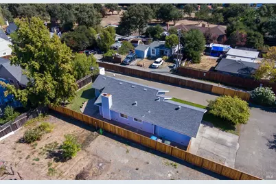 1621 Woodhue Avenue, Santa Rosa, CA 95403 - Photo 40
