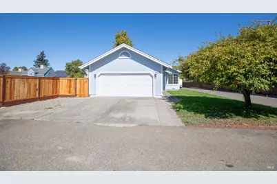 1621 Woodhue Avenue, Santa Rosa, CA 95403 - Photo 34