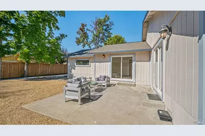1133 Levine Drive, Santa Rosa, CA 95401 - Photo 20
