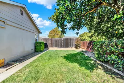 330 N Adams Street, Dixon, CA 95620 - Photo 8