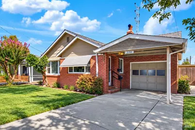330 N Adams Street, Dixon, CA 95620 - Photo 2
