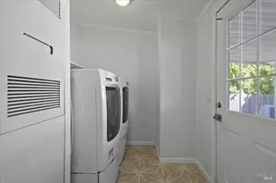 124 Estrella Dr, Rohnert Park, CA 94928 - Photo 24