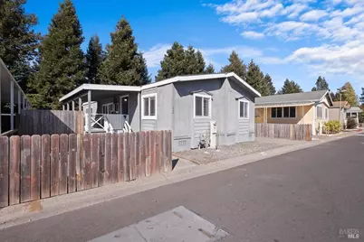 124 Estrella Drive, Rohnert Park, CA 94928 - Photo 2