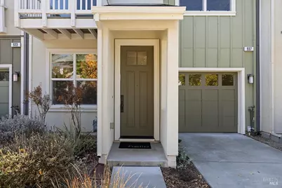 937 Prospect Avenue, Santa Rosa, CA 95409 - Photo 2