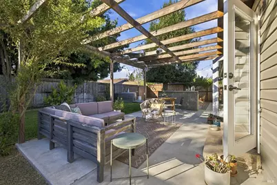 1525 Weaverly Drive, Petaluma, CA 94954 - Photo 56