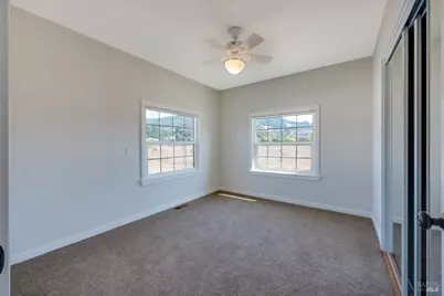 609 Mountain View Avenue, Santa Rosa, CA 95407 - Photo 18