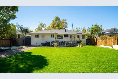 536 Minahen Street, Napa, CA 94559 - Photo 28
