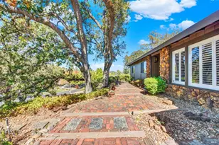 214 Wykoff Dr, Vacaville, CA 95688 - Photo 2