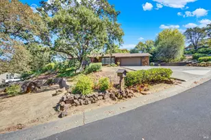 214 Wykoff Dr, Vacaville, CA 95688 - Photo 1