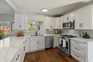 361 Berryessa Dr, Vacaville, CA 95687 - Photo 10