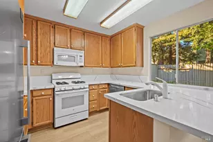 829 Vassar Dr, Vacaville, CA 95687 - Photo 26