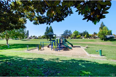 2338 Lakepark Drive, Napa, CA 94558 - Photo 50