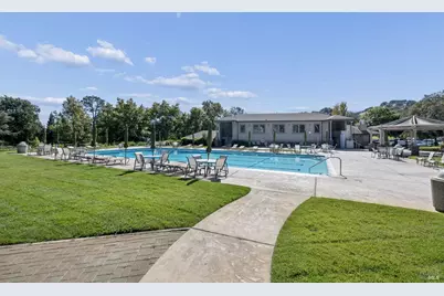 18 Country Club Drive, Fairfield, CA 94534 - Photo 42