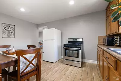 636 Southwood Drive, Santa Rosa, CA 95407 - Photo 12