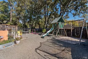 556 Virginia Cir, Redwood Valley, CA 95470 - Photo 24