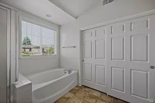 7648 12th Hole Dr, Windsor, CA 95492 - Photo 24