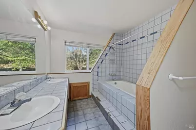 17198 Squirrelhill Road, Hidden Valley Lake, CA 95467 - Photo 14