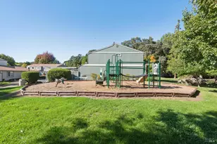110 Oliva Ct, Novato, CA 94947 - Photo 40