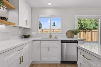 1669 San Marino Drive, Petaluma, CA 94954 - Photo 24