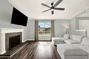 650 W H St, Dixon, CA 95620 - Photo 8