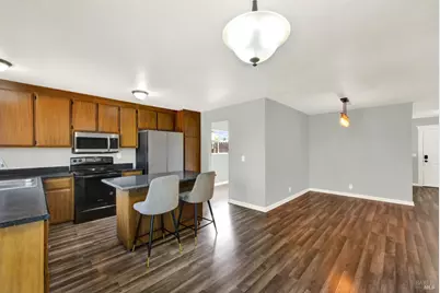 650 W H Street, Dixon, CA 95620 - Photo 14