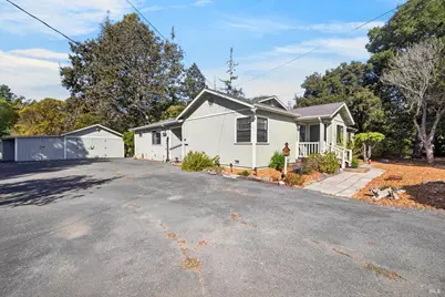 1315 Ridley Avenue, Santa Rosa, CA 95401 - Photo 42