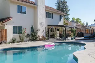 143 Edmondale Ct, Vacaville, CA 95688 - Photo 2