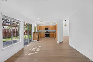 440 Valley Oak Ct, Windsor, CA 95492 - Photo 14