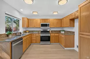 440 Valley Oak Ct, Windsor, CA 95492 - Photo 18