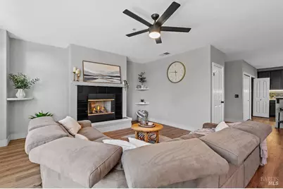 964 McClelland Drive, Windsor, CA 95492 - Photo 10