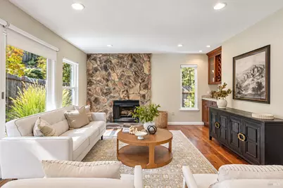 9 Carob Way, Novato, CA 94945 - Photo 14