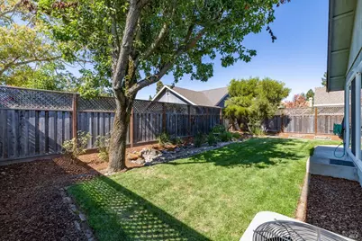 2179 Erika Street, Santa Rosa, CA 95403 - Photo 38